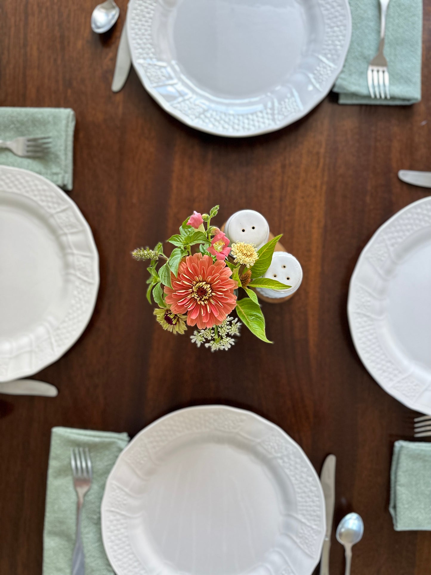 Business Bouquet ( extra small) Subscription: 1 QTY = 10 Bouquets/Week
